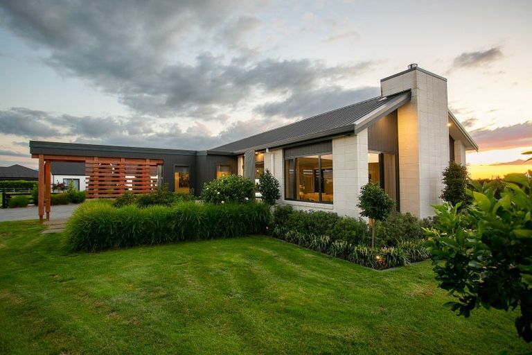 Photo of property in 75 Baxter Michael Crescent, Cambridge, 3434