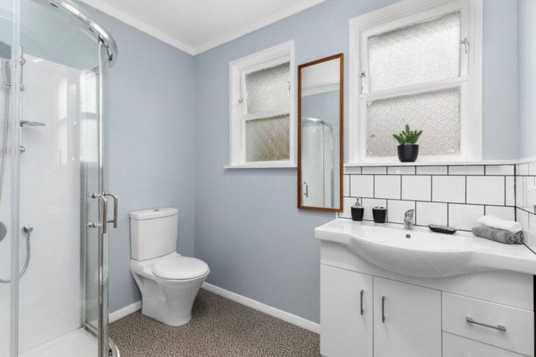 Photo of property in 111 Wilkie Crescent, Naenae, Lower Hutt, 5011