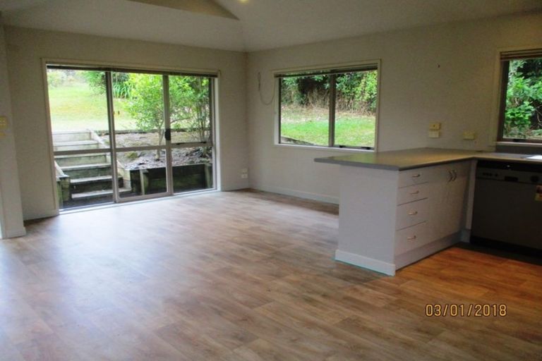 Photo of property in 19 Waitaki Street, Henderson, Auckland, 0612