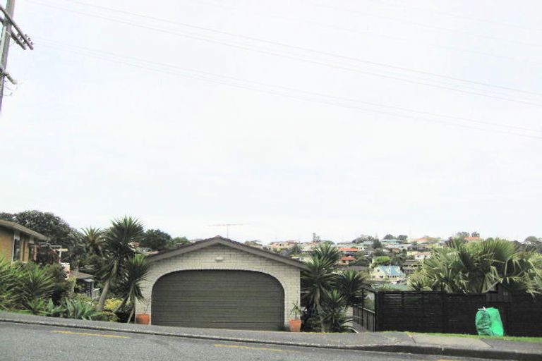Photo of property in 2/12 Homestead Road, Manly, Whangaparaoa, 0930