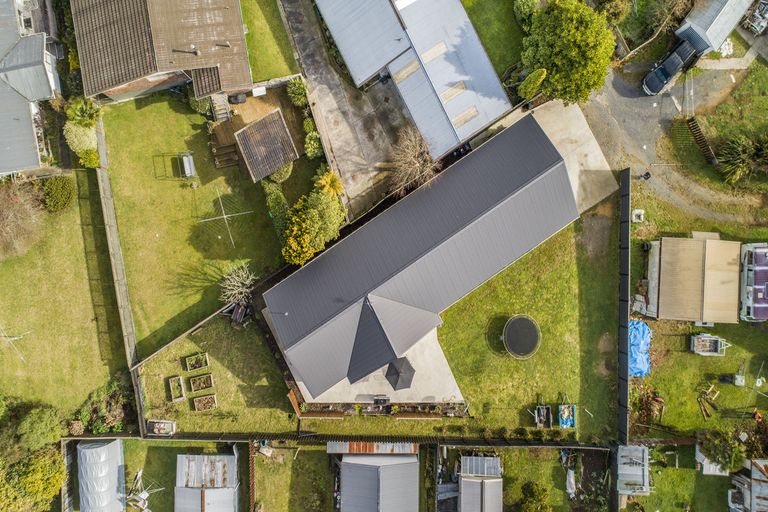 Photo of property in 15 Thornton Street, Putaruru, 3411