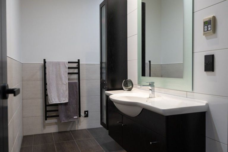 Photo of property in 3 Riverstone Grove, Hokowhitu, Palmerston North, 4410