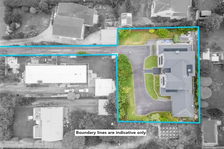 Photo of property in 37 Huia Street, Waikanae, 5036