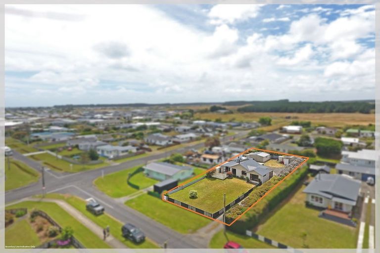 Photo of property in 47 Edinburgh Terrace, Foxton Beach, Foxton, 4815