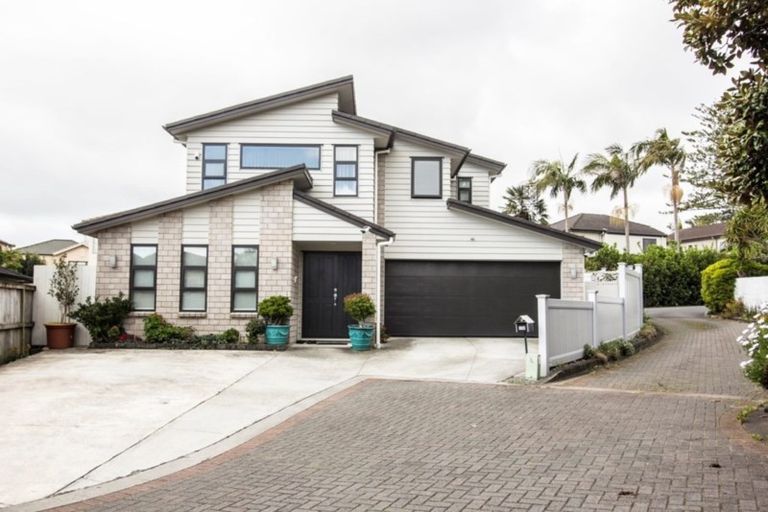 Photo of property in 43b Redoubt Road, Goodwood Heights, Auckland, 2105