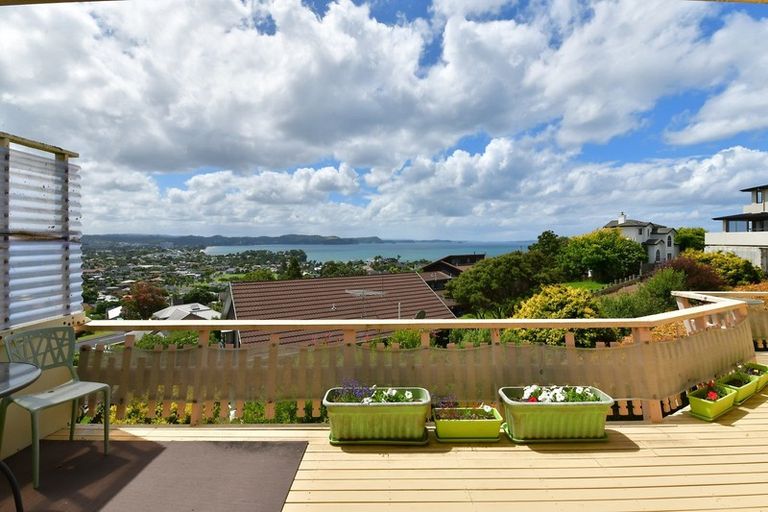 Photo of property in 236 Whangaparaoa Road, Red Beach, 0932