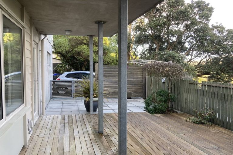 Photo of property in 2 Gowrie Street, Brooklyn, Wellington, 6021