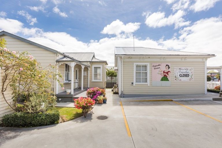 Photo of property in 89 Bridge Street, Bulls, 4818