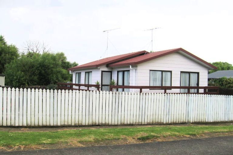 Photo of property in 11 Malaspina Place, Papatoetoe, Auckland, 2025
