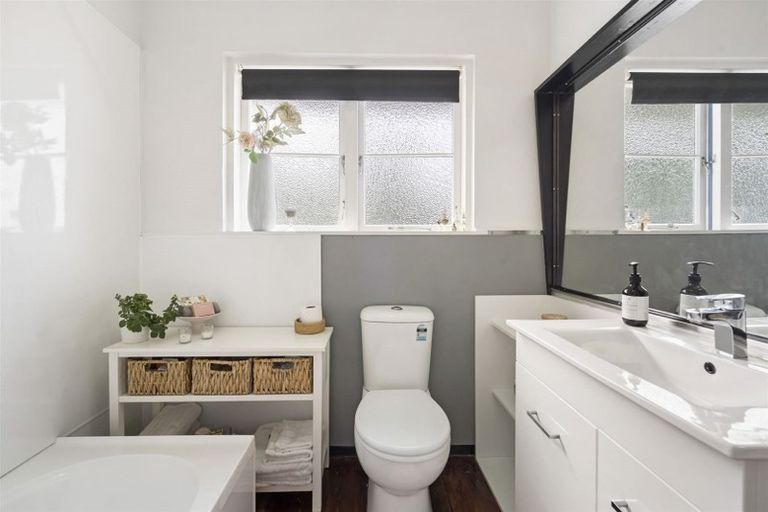 Photo of property in 1/92 Francis Street, Hauraki, Auckland, 0622