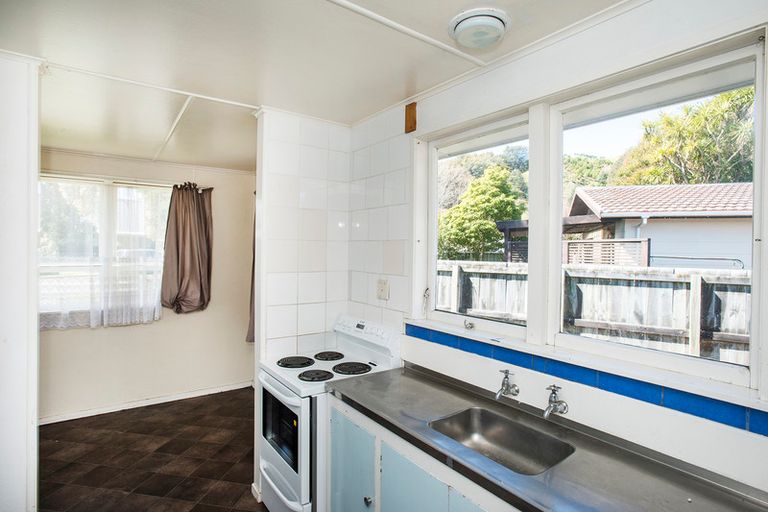 Photo of property in 33 Matthews Road, Tamarau, Gisborne, 4010