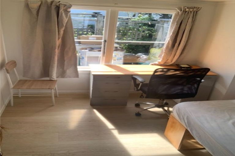 Photo of property in 39 Drummond Street, Mount Cook, Wellington, 6021