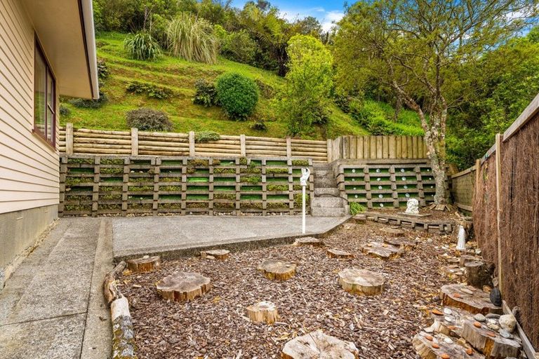 Photo of property in 26 Akatea Road, Korokoro, Lower Hutt, 5012