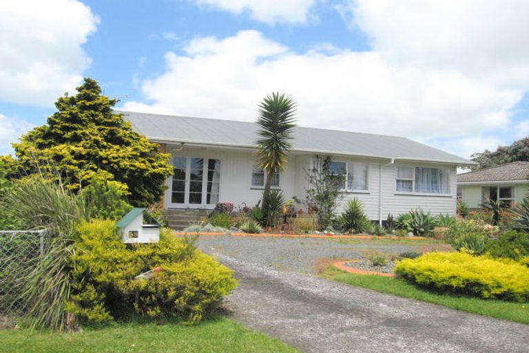 Photo of property in 58 Tatariki Street, Rosehill, Papakura, 2113