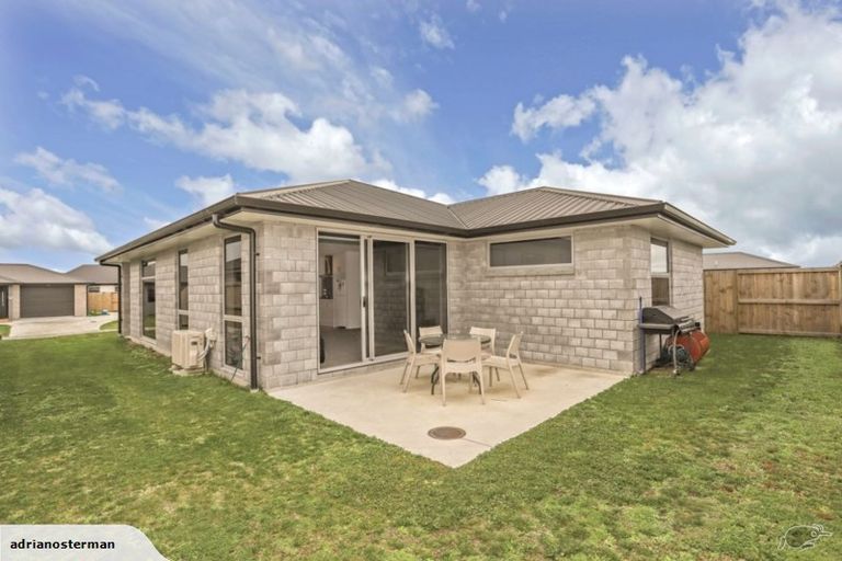 Photo of property in 39 Taioma Close, Papamoa, 3118