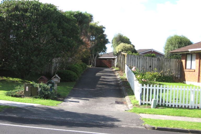 Photo of property in 2/36 Nicholas Road, Somerville, Auckland, 2014