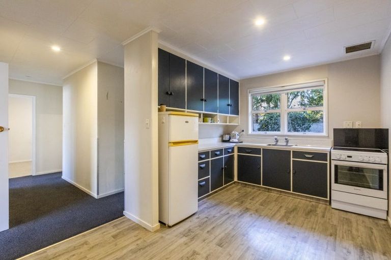 Photo of property in 2/151 Te Mata Road, Havelock North, 4130