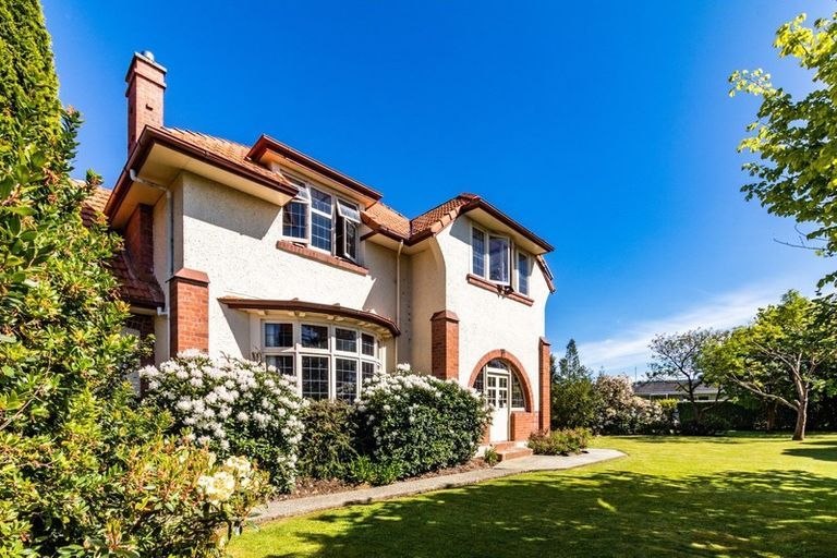 Photo of property in 62 Grange Street, Winton, 9720