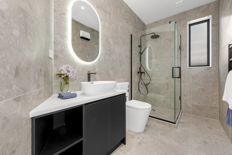 Photo of property in 13 Catalina Avenue, Rosehill, Papakura, 2113