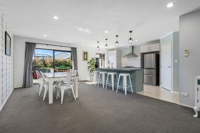 Photo of property in 9 Carnation Court, Cambridge, 3434