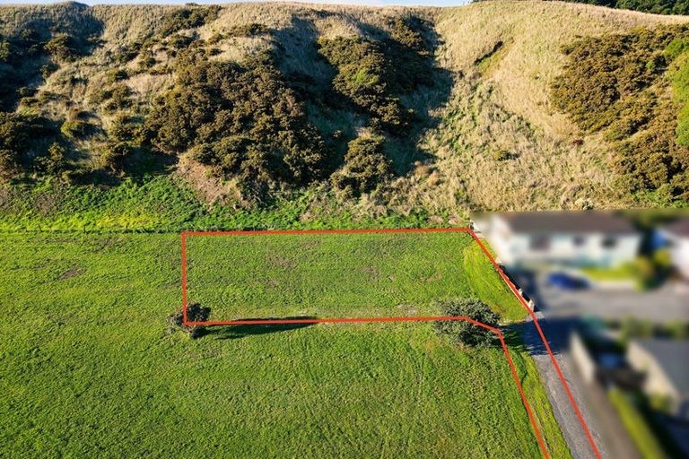 Photo of property in 16 Kotare Place, South Bay, Kaikoura, 7300