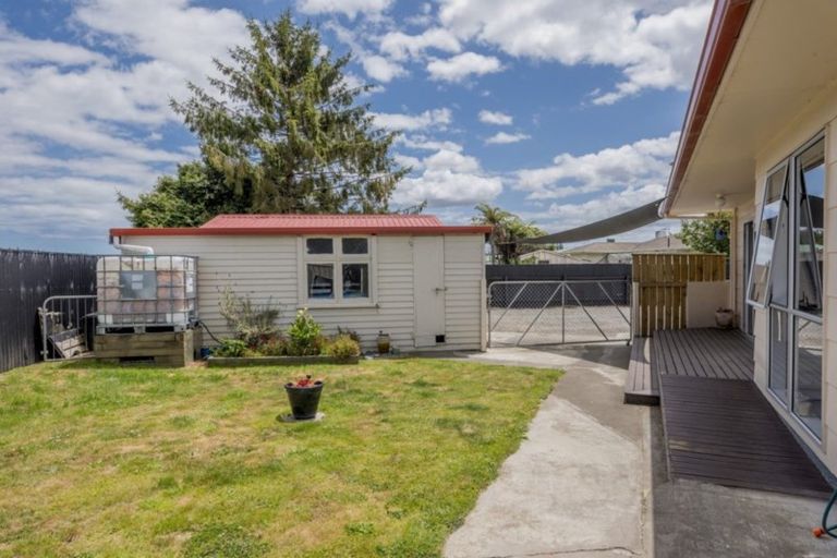 Photo of property in 53a Strathmore Avenue, Levin, 5510