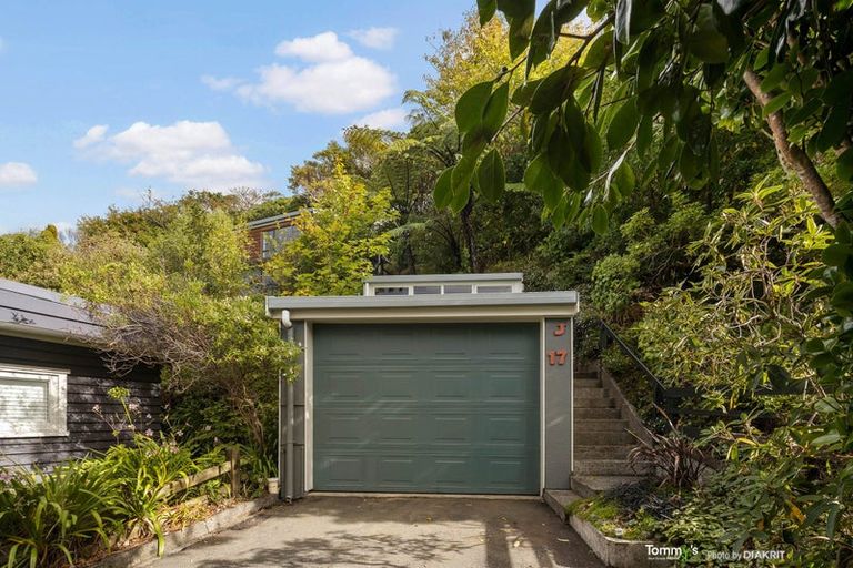Photo of property in 17 David Crescent, Karori, Wellington, 6012