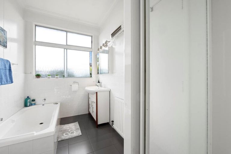 Photo of property in 42 Devon Street, Glenholme, Rotorua, 3010