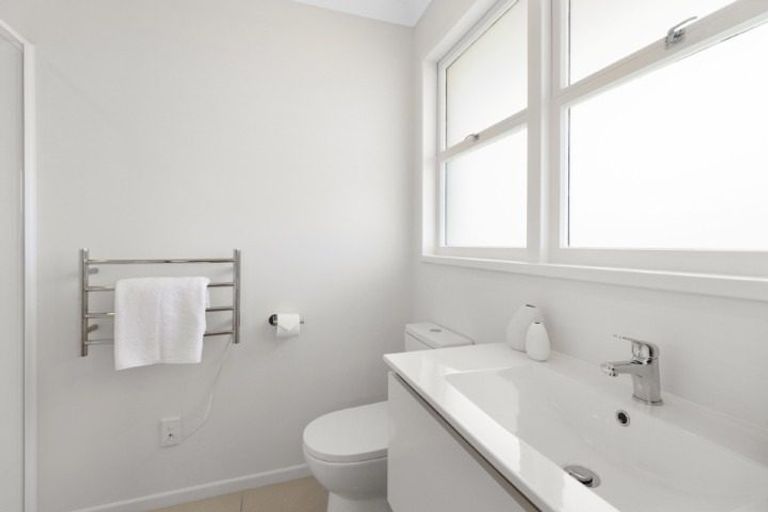 Photo of property in 9a Lilac Place, Otumoetai, Tauranga, 3110