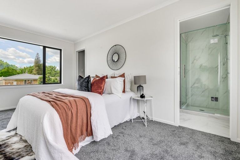 Photo of property in 2/20 Young Street, Claudelands, Hamilton, 3214