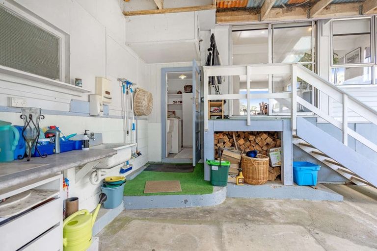 Photo of property in 37 Roretana Drive, Athenree, Waihi Beach, 3177