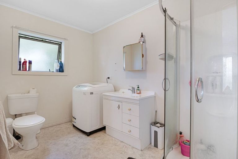 Photo of property in 45 Mountain Road, Western Heights, Rotorua, 3015