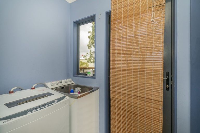 Photo of property in 15 Pipi Dune, Whitianga, 3510