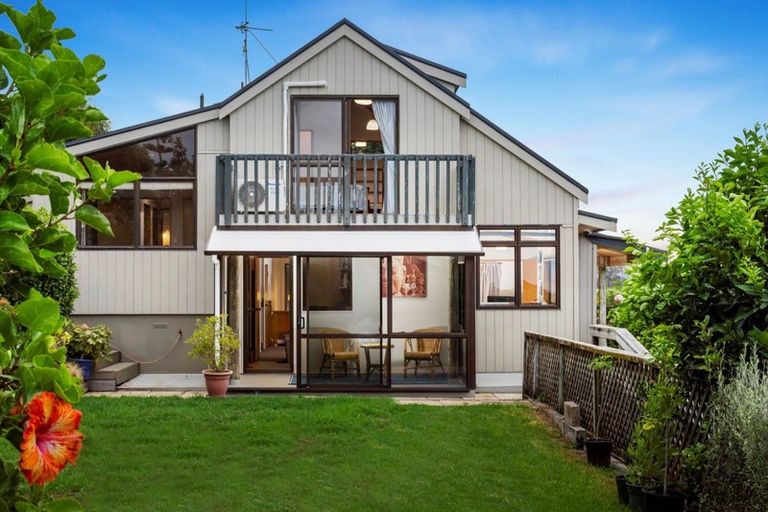 Photo of property in 13 Victory Street, Welcome Bay, Tauranga, 3112