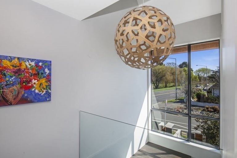 Photo of property in 2/2a Dorset Street, Christchurch Central, Christchurch, 8013