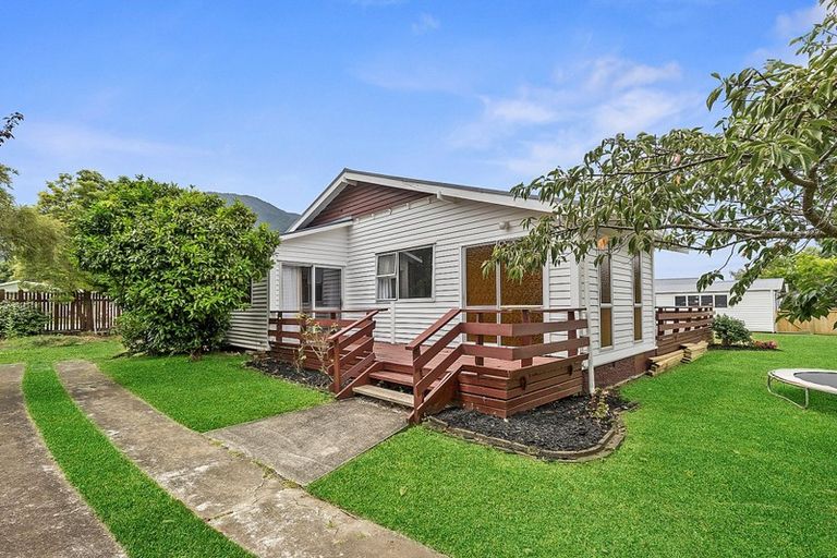 Photo of property in 28 Stirling Street, Te Aroha, 3320
