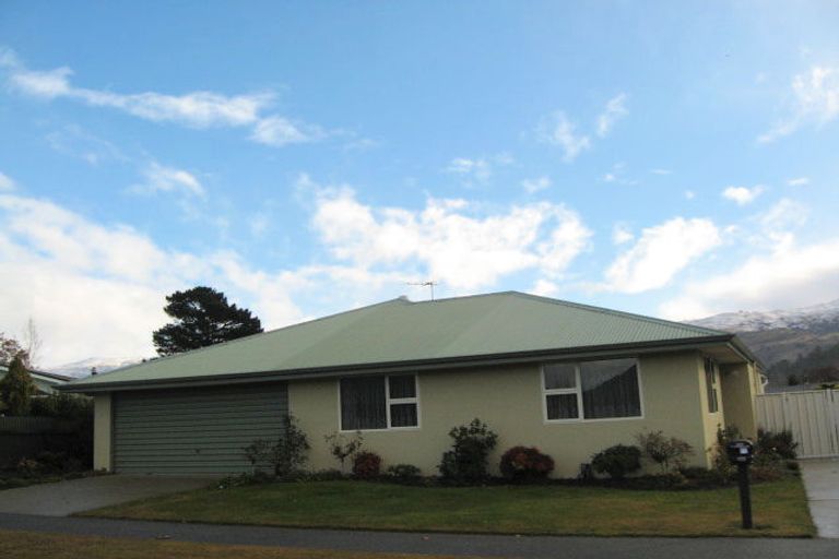 Photo of property in 30 Cairnmuir Crescent, Cromwell, 9310