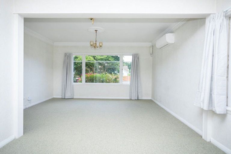 Photo of property in 5 Swinburn Street, Dannevirke, 4930