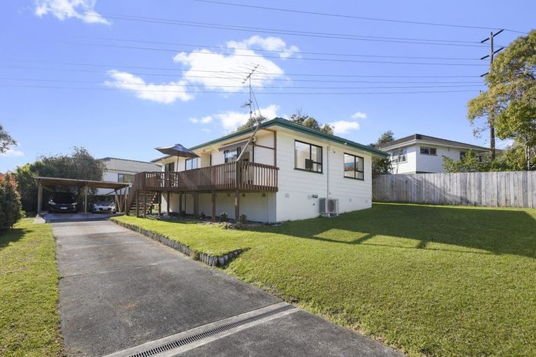 Photo of property in 8 Santiago Crescent, Unsworth Heights, Auckland, 0632
