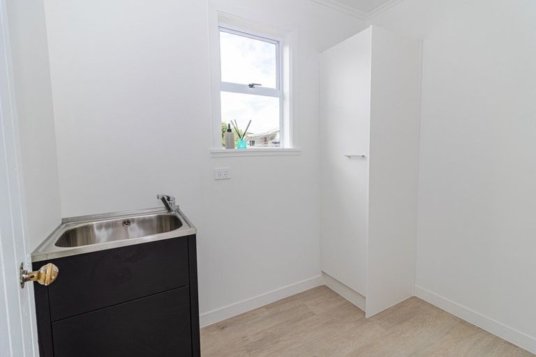 Photo of property in 186 Cornfoot Street, Castlecliff, Whanganui, 4501