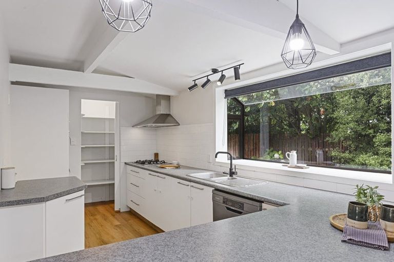 Photo of property in 688a Main North Road, Belfast, Christchurch, 8051