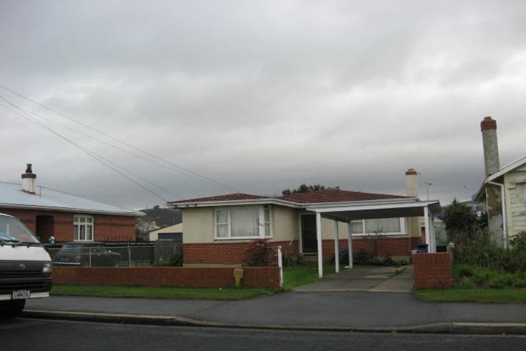 Photo of property in 220 Bay View Road, South Dunedin, Dunedin, 9012