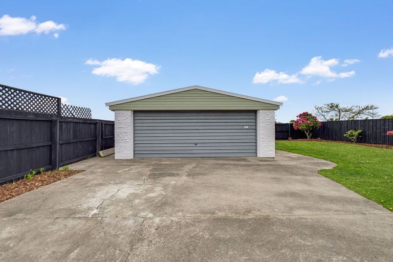 Photo of property in 52 Claridges Road, Casebrook, Christchurch, 8051
