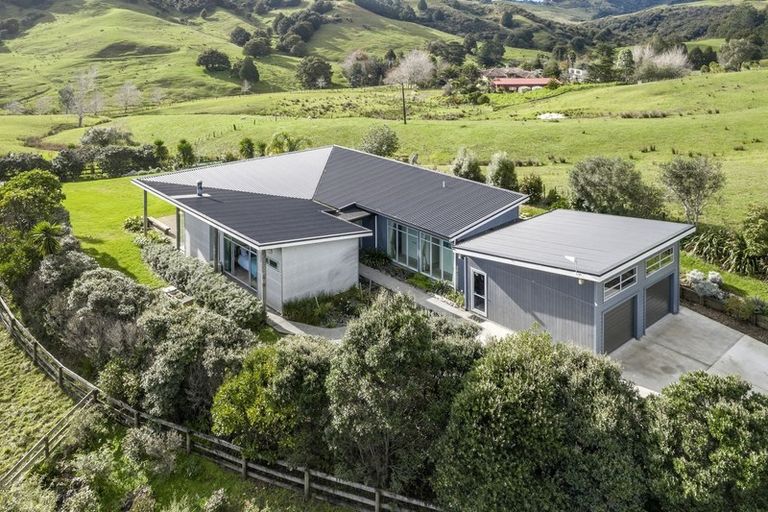 Photo of property in 210a Monowai Road, Wainui, Silverdale, 0994
