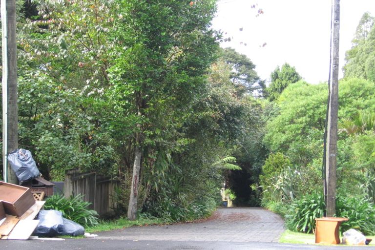 Photo of property in 166 Woodlands Park Road, Titirangi, Auckland, 0604