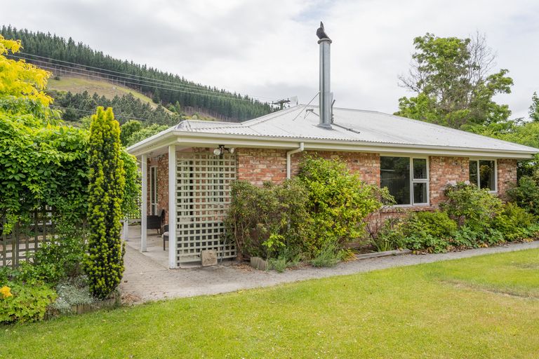 Photo of property in 35 Hazlett Street, Clyde, 9330