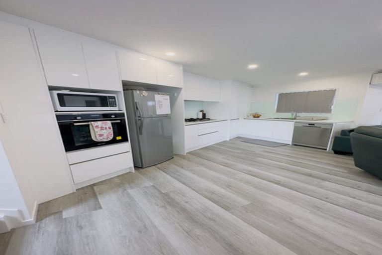 Photo of property in 29c Kenderdine Road, Papatoetoe, Auckland, 2025