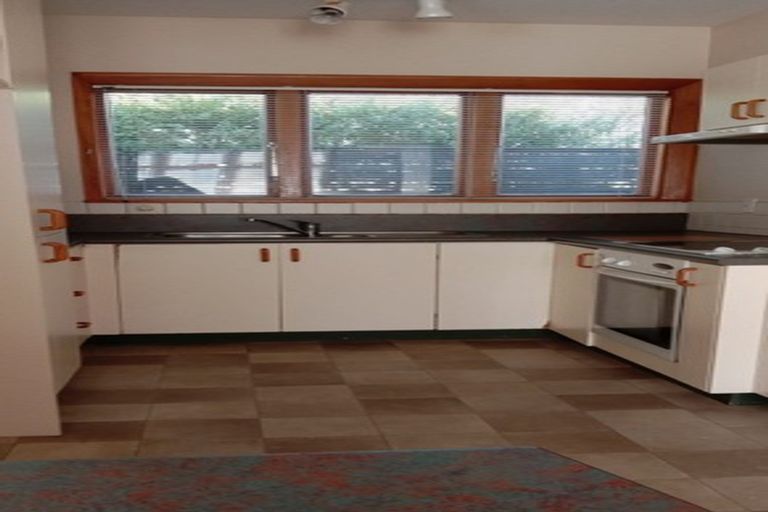 Photo of property in 1/44 Nortons Road, Avonhead, Christchurch, 8042