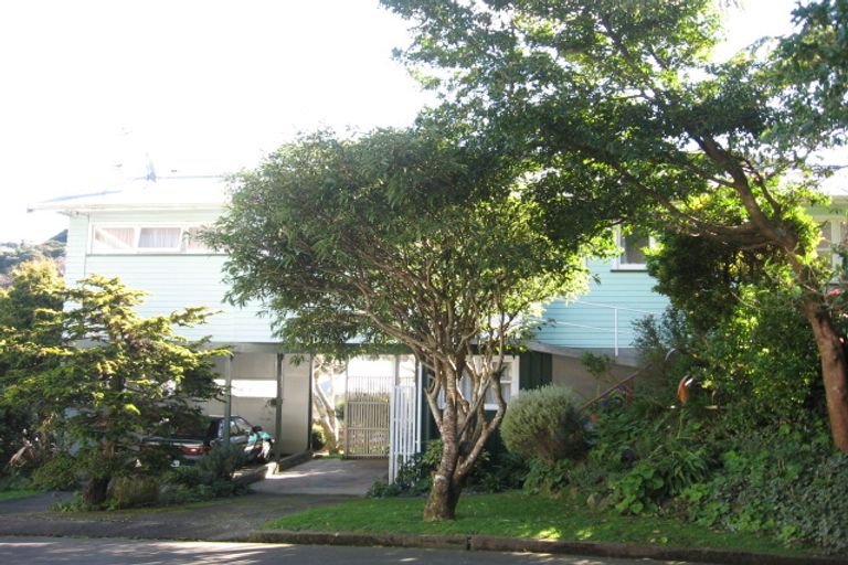Photo of property in 9 Chaucer Way, Karori, Wellington, 6012
