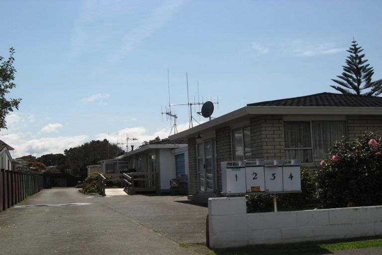 Photo of property in 2/234 Heads Road, Gonville, Whanganui, 4501